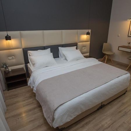 History Hotel Tbilisi Bagian luar foto