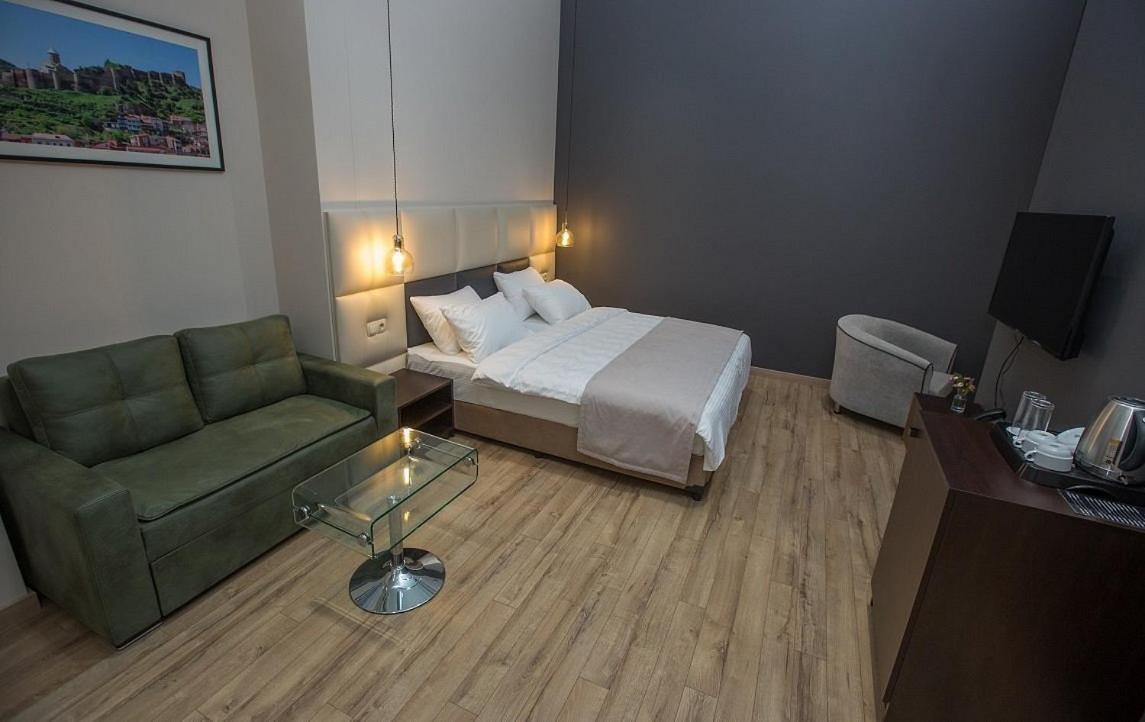 History Hotel Tbilisi Bagian luar foto