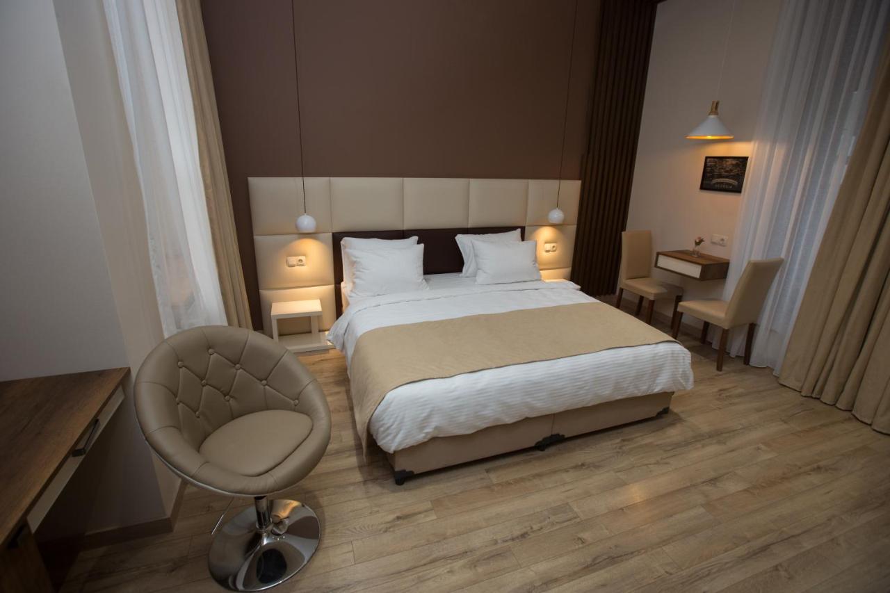 History Hotel Tbilisi Bagian luar foto