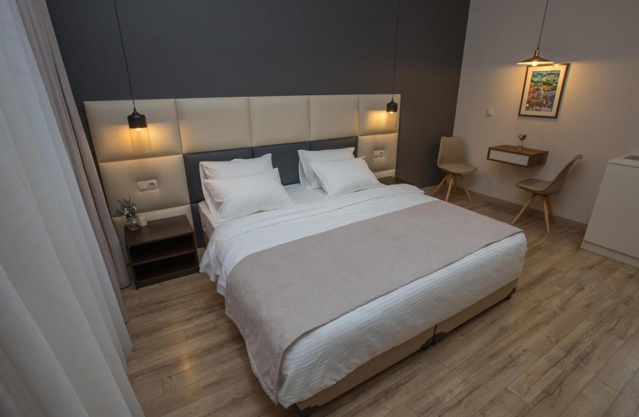 History Hotel Tbilisi Bagian luar foto