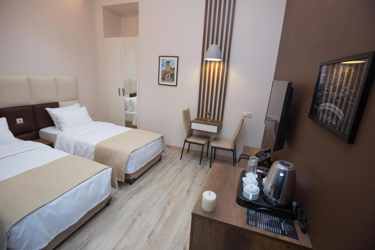 History Hotel Tbilisi Bagian luar foto