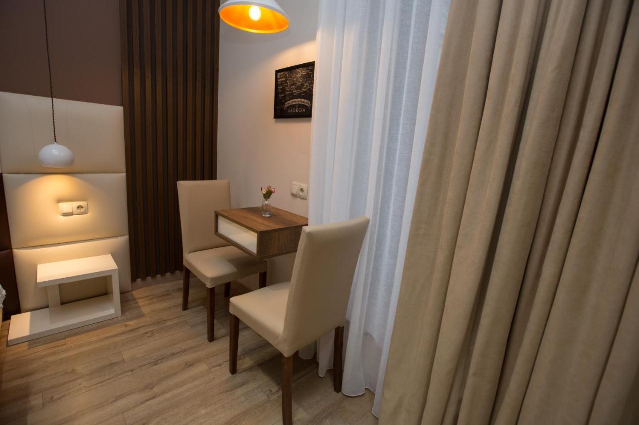 History Hotel Tbilisi Bagian luar foto