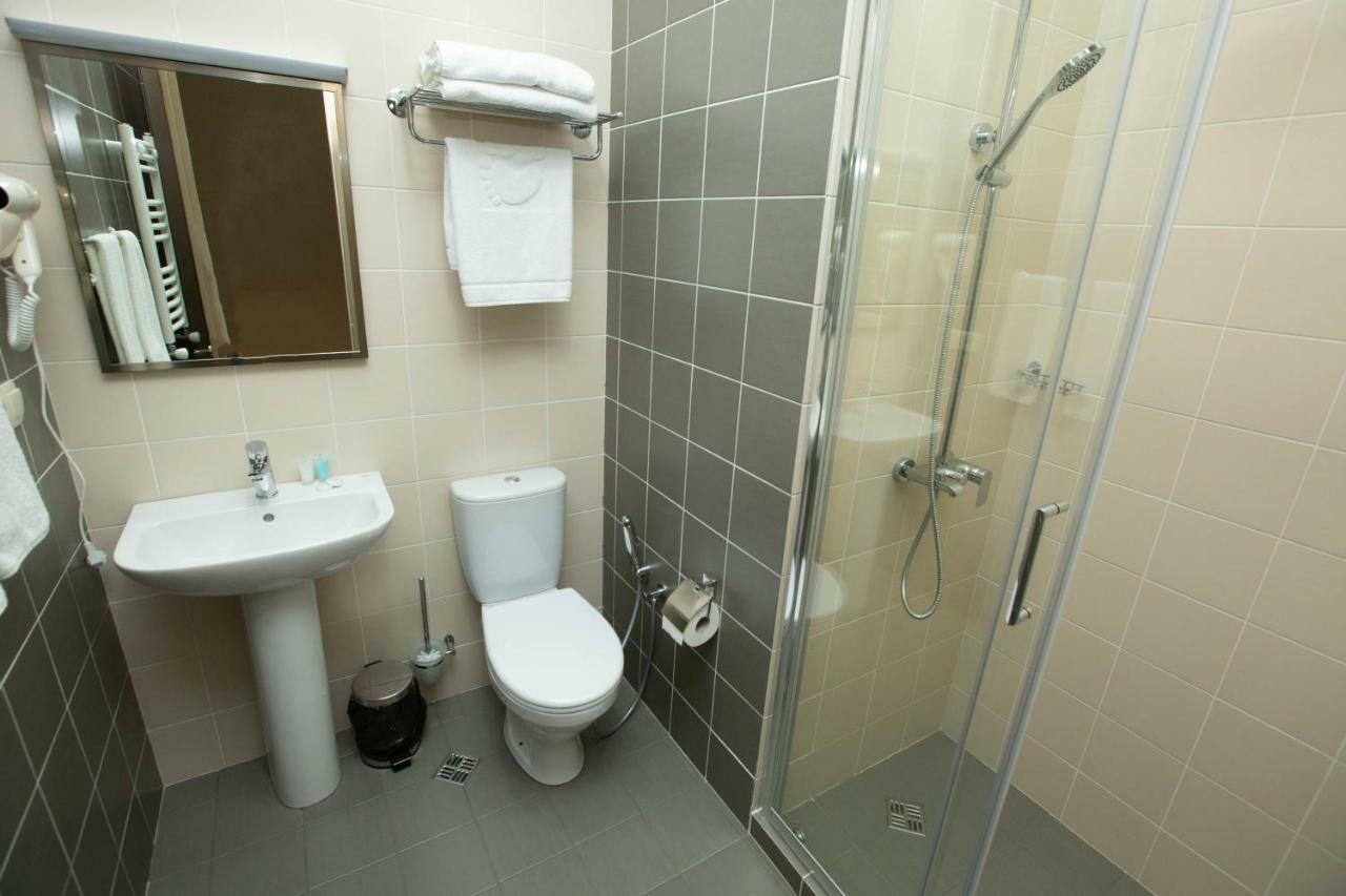 History Hotel Tbilisi Bagian luar foto